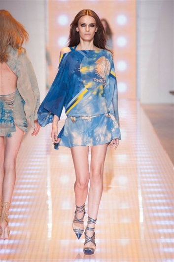 Fotoservizio/SS 2013/WOMEN/VERSACE/DP1/23