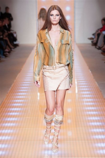 Fotoservizio/SS 2013/WOMEN/VERSACE/DP1/30