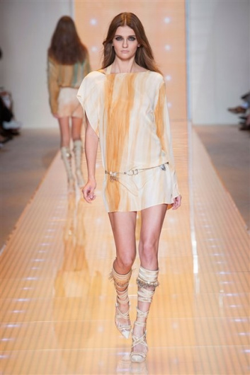Fotoservizio/SS 2013/WOMEN/VERSACE/DP1/31