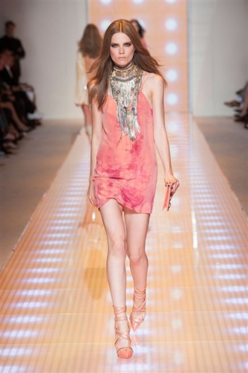 Fotoservizio/SS 2013/WOMEN/VERSACE/DP1/32