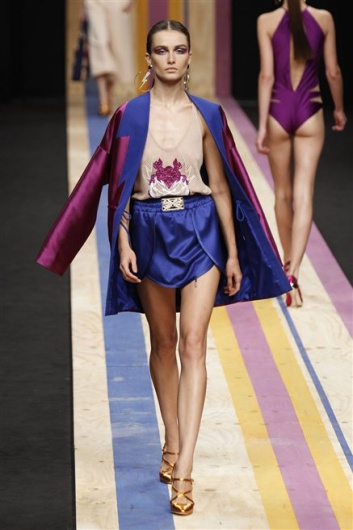 Fotoservizio/SS 2013/WOMEN/FRANKIE MORELLO/DP1/23