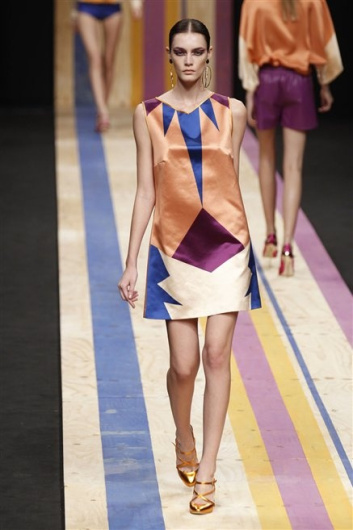 Fotoservizio/SS 2013/WOMEN/FRANKIE MORELLO/DP1/27
