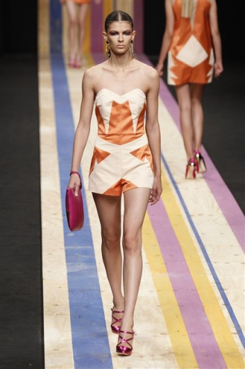 Fotoservizio/SS 2013/WOMEN/FRANKIE MORELLO/DP1/36