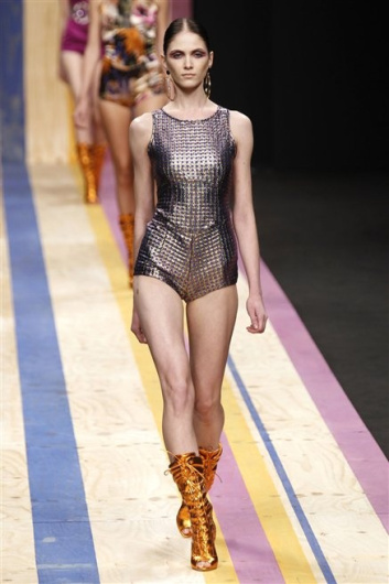 Fotoservizio/SS 2013/WOMEN/FRANKIE MORELLO/DP1/39