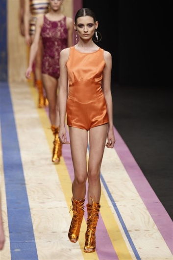 Fotoservizio/SS 2013/WOMEN/FRANKIE MORELLO/DP1/43