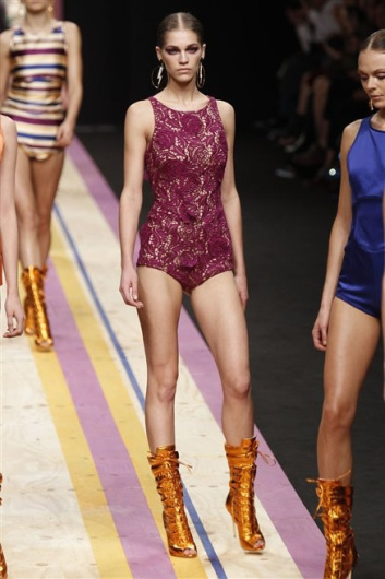 Fotoservizio/SS 2013/WOMEN/FRANKIE MORELLO/DP1/44