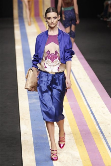 Fotoservizio/SS 2013/WOMEN/FRANKIE MORELLO/DP1/2