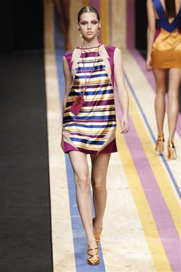 Fotoservizio/SS 2013/WOMEN/FRANKIE MORELLO/DP1/4