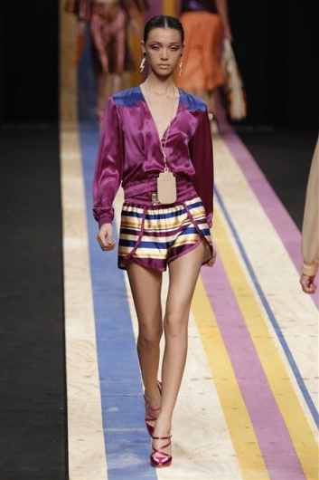 Fotoservizio/SS 2013/WOMEN/FRANKIE MORELLO/DP1/9