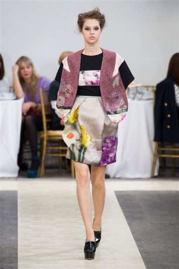Fotoservizio/SS 2013/WOMEN/ANTONIO MARRAS/DP1/3