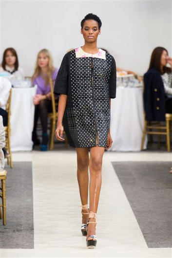 Fotoservizio/SS 2013/WOMEN/ANTONIO MARRAS/DP1/11