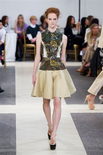 Fotoservizio/SS 2013/WOMEN/ANTONIO MARRAS/DP1/29