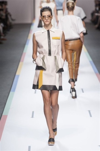 Fotoservizio/SS 2013/WOMEN/FENDI/DP1/4