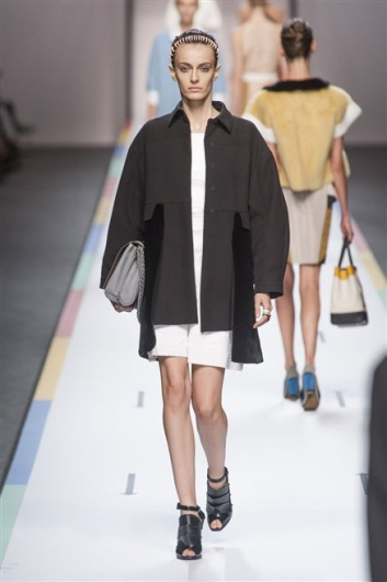 Fotoservizio/SS 2013/WOMEN/FENDI/DP1/12