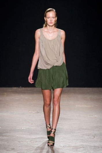 Fotoservizio/SS 2013/WOMEN/MAURIZIO PECORARO/DP1/12