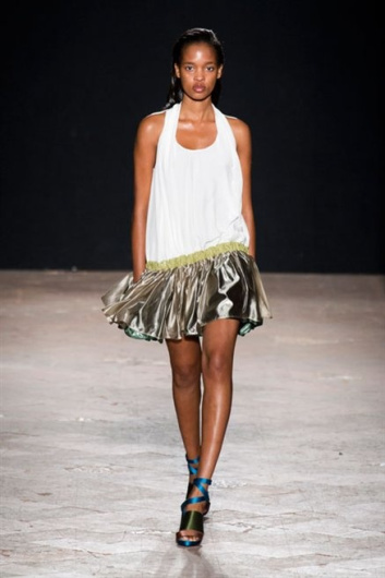 Fotoservizio/SS 2013/WOMEN/MAURIZIO PECORARO/DP1/17
