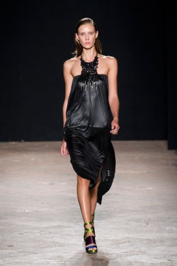 Fotoservizio/SS 2013/WOMEN/MAURIZIO PECORARO/DP1/19