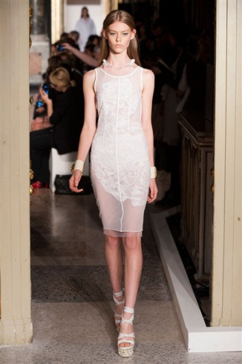 Fotoservizio/SS 2013/WOMEN/EMILIO PUCCI/DP1/4