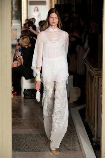 Fotoservizio/SS 2013/WOMEN/EMILIO PUCCI/DP1/5