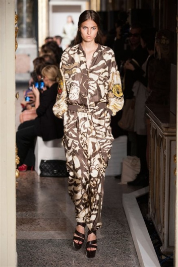 Fotoservizio/SS 2013/WOMEN/EMILIO PUCCI/DP1/16