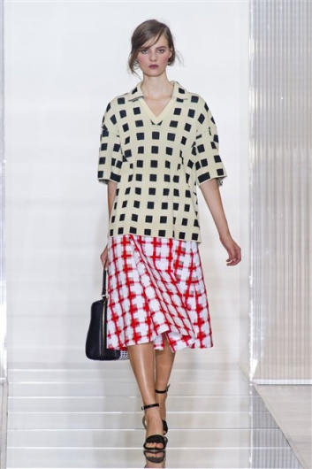 Fotoservizio/SS 2013/WOMEN/MARNI/DP1/3