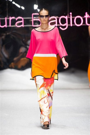 Fotoservizio/SS 2013/WOMEN/LAURA BIAGIOTTI/DP1/1