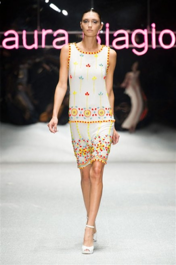 Fotoservizio/SS 2013/WOMEN/LAURA BIAGIOTTI/DP1/12