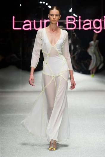 Fotoservizio/SS 2013/WOMEN/LAURA BIAGIOTTI/DP1/16