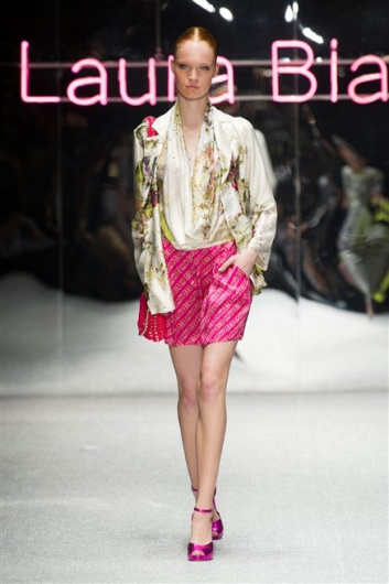 Fotoservizio/SS 2013/WOMEN/LAURA BIAGIOTTI/DP1/18