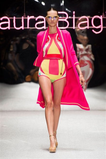 Fotoservizio/SS 2013/WOMEN/LAURA BIAGIOTTI/DP1/21