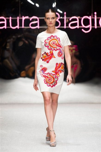 Fotoservizio/SS 2013/WOMEN/LAURA BIAGIOTTI/DP1/22