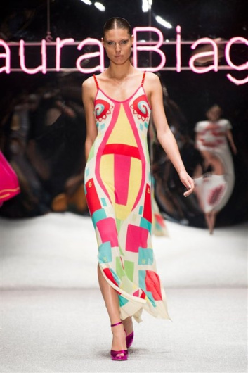 Fotoservizio/SS 2013/WOMEN/LAURA BIAGIOTTI/DP1/23