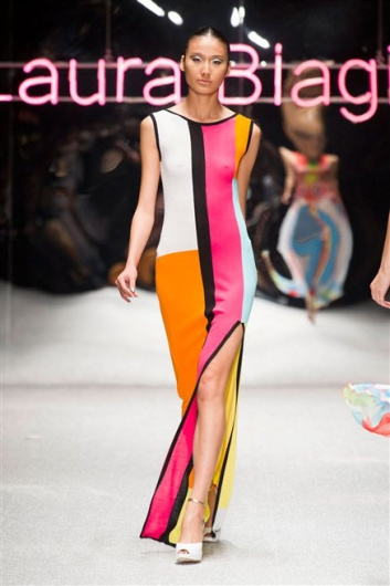 Fotoservizio/SS 2013/WOMEN/LAURA BIAGIOTTI/DP1/26