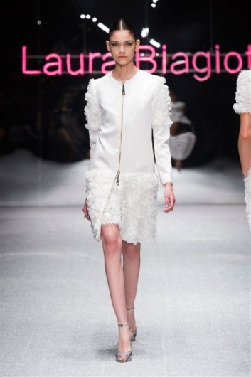 Fotoservizio/SS 2013/WOMEN/LAURA BIAGIOTTI/DP1/37