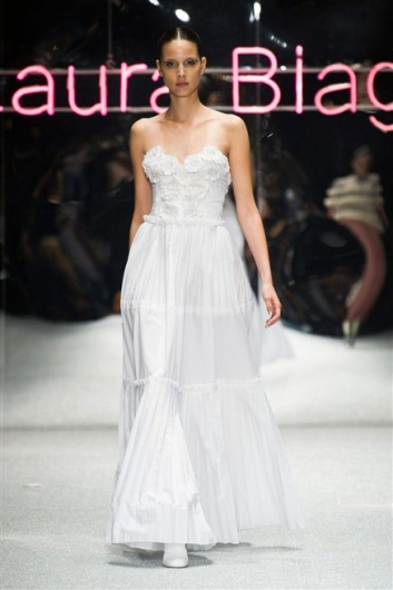 Fotoservizio/SS 2013/WOMEN/LAURA BIAGIOTTI/DP1/42