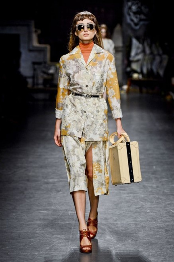 Fotoservizio/SS 2013/WOMEN/TRUSSARDI/DP1/15