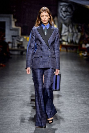 Fotoservizio/SS 2013/WOMEN/TRUSSARDI/DP1/35