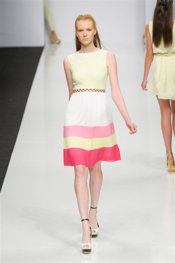 Fotoservizio/SS 2013/WOMEN/BYBLOS/DP1/6