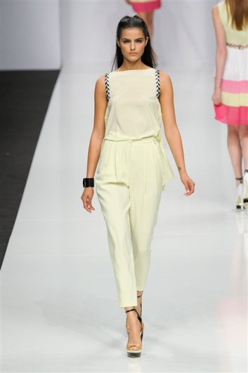 Fotoservizio/SS 2013/WOMEN/BYBLOS/DP1/7