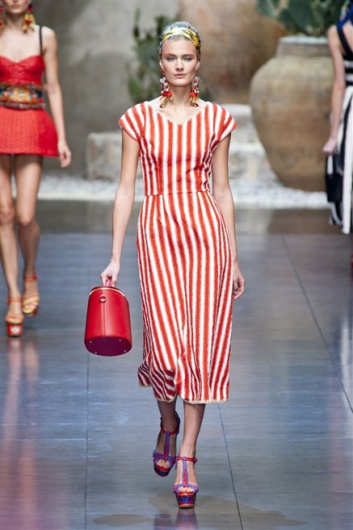 Fotoservizio/SS 2013/WOMEN/DOLCE & GABBANA/DP1/16