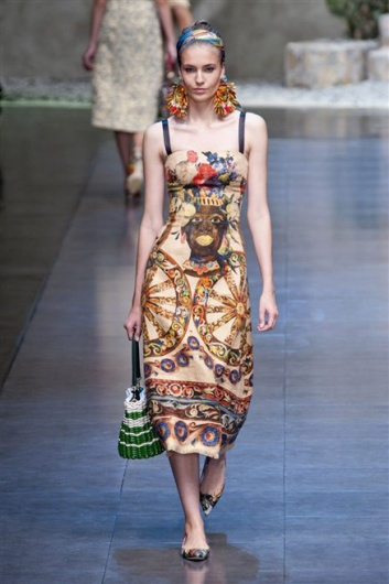 Fotoservizio/SS 2013/WOMEN/DOLCE & GABBANA/DP1/29