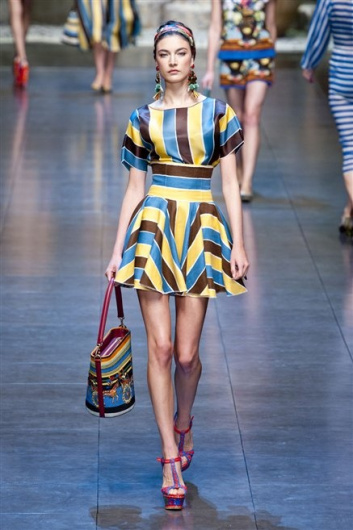 Fotoservizio/SS 2013/WOMEN/DOLCE & GABBANA/DP1/35