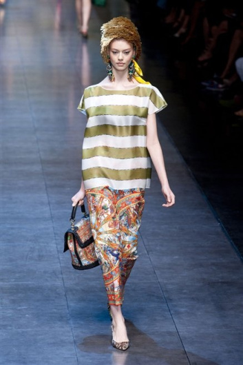 Fotoservizio/SS 2013/WOMEN/DOLCE & GABBANA/DP1/39