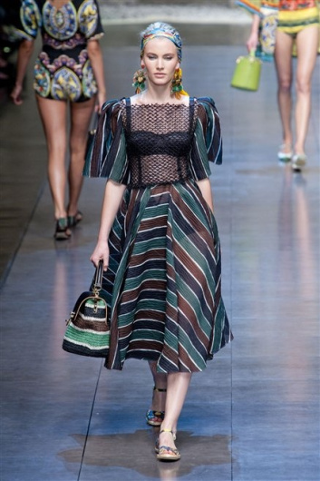 Fotoservizio/SS 2013/WOMEN/DOLCE & GABBANA/DP1/49
