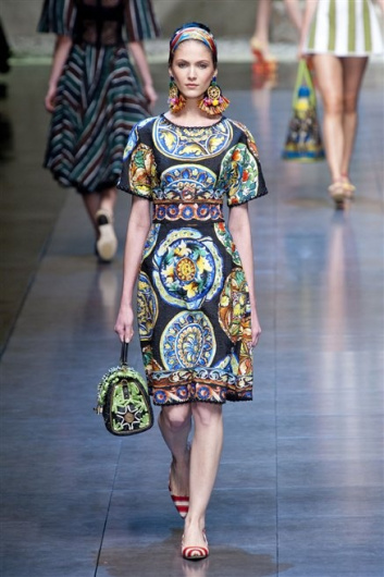 Fotoservizio/SS 2013/WOMEN/DOLCE & GABBANA/DP1/52