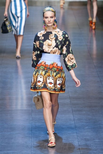 Fotoservizio/SS 2013/WOMEN/DOLCE & GABBANA/DP1/58
