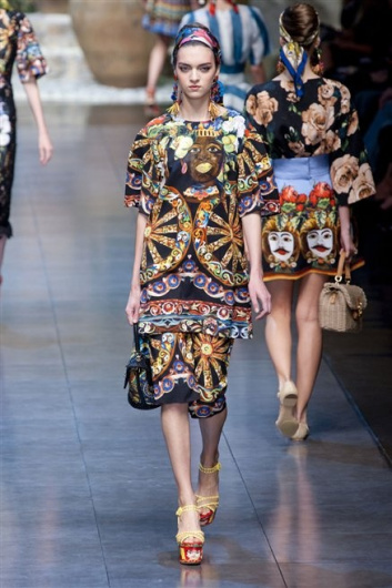 Fotoservizio/SS 2013/WOMEN/DOLCE & GABBANA/DP1/60