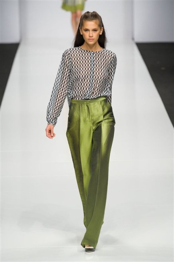 Fotoservizio/SS 2013/WOMEN/BYBLOS/DP1/22