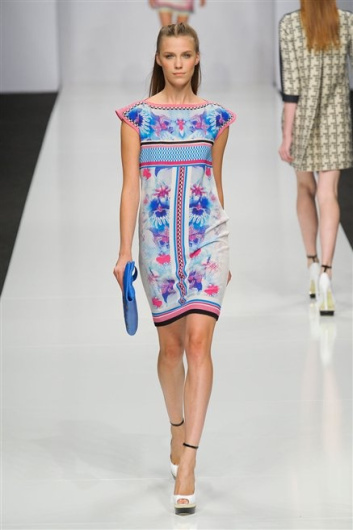 Fotoservizio/SS 2013/WOMEN/BYBLOS/DP1/28