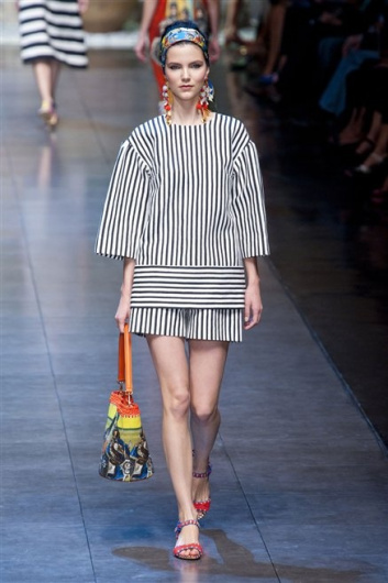 Fotoservizio/SS 2013/WOMEN/DOLCE & GABBANA/DP1/7